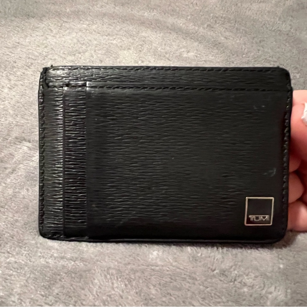 TUMI WALLET